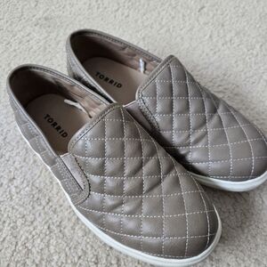 Torrid 7WW Wide Quilted Slip-On Loafers - Taupe